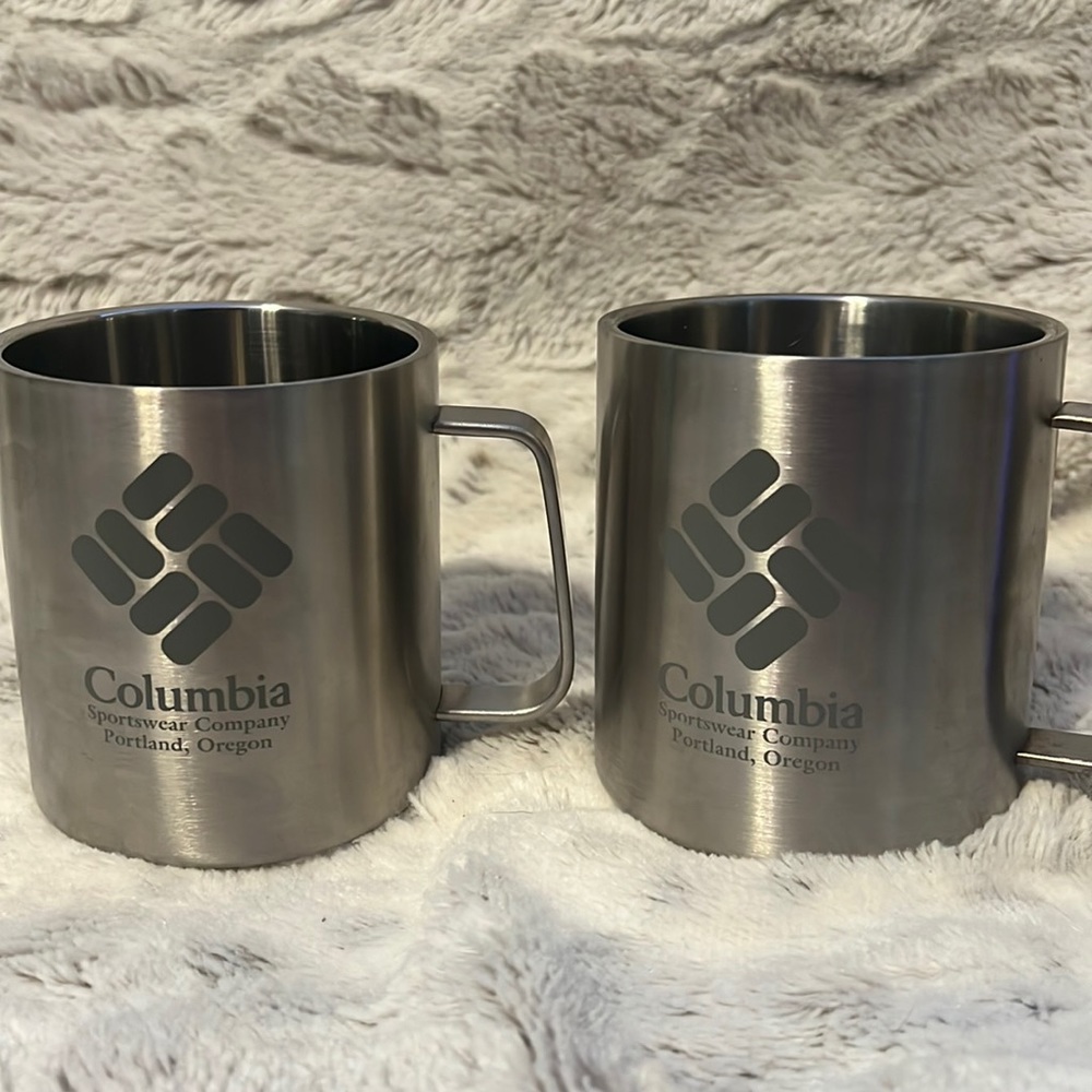 Columbia 2 Camp Metal Cups W/Handle